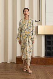 Dian 2-Piece Ramie Kebaya Set in Quince